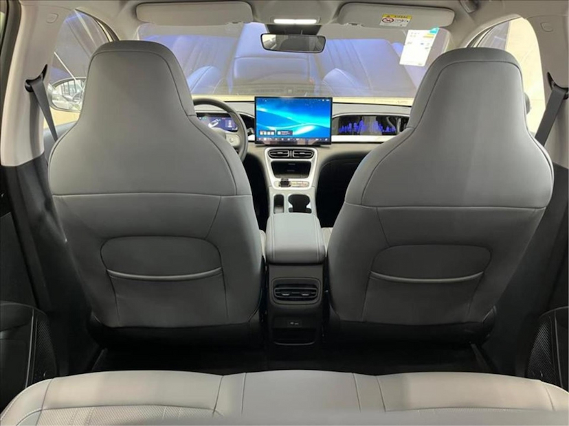 Foto do veículo GEELY EX2 39,4 KW ELÉTRICO MAX 2026 0 KM 139.900,00