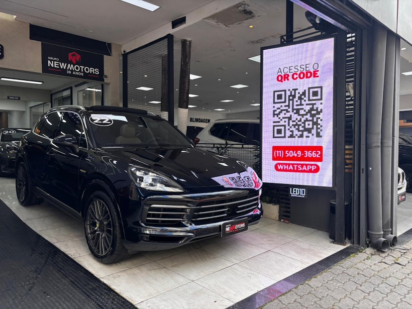 Foto do veículo PORSCHE CAYENNE 3.0 V6 E-HYBRID AWD TIPTRONIC S 2022 36.864 KM 533.777,00