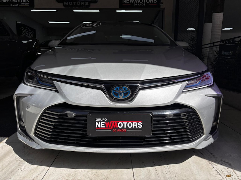 Foto do veículo TOYOTA COROLLA 1.8 VVT-I HYBRID FLEX ALTIS PREMIUM CVT 2021 61.510 KM 128.777,00