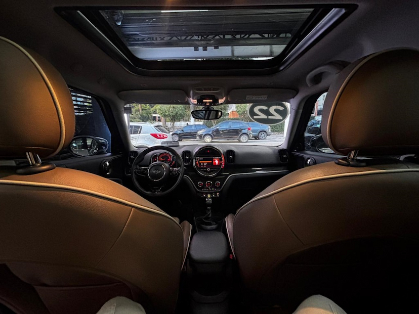 Foto do veículo MINI COUNTRYMAN 1.5 12V TWINPOWER TURBO HYBRID COOPER S E ALL4 STEPTRONIC 2020 71.862 KM 149.777,00