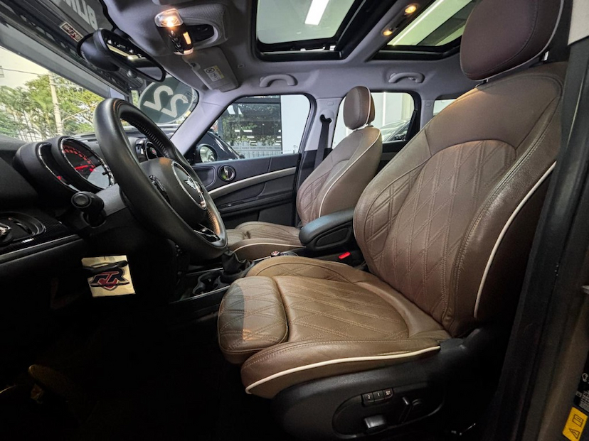 Foto do veículo MINI COUNTRYMAN 1.5 12V TWINPOWER TURBO HYBRID COOPER S E ALL4 STEPTRONIC 2020 71.862 KM 149.777,00