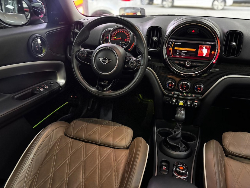 Foto do veículo MINI COUNTRYMAN 1.5 12V TWINPOWER TURBO HYBRID COOPER S E ALL4 STEPTRONIC 2020 71.862 KM 149.777,00