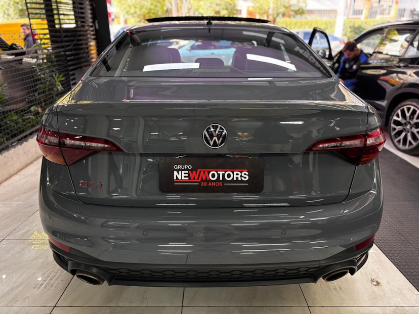 Foto do veículo VOLKSWAGEN JETTA 2.0 350 TSI GASOLINA GLI DSG 2024 33.273 KM 197.777,00