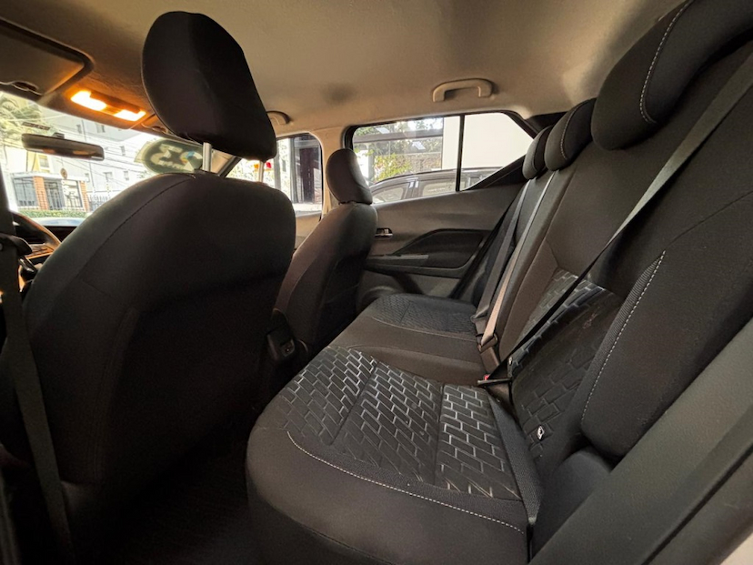 Foto do veículo NISSAN KICKS 1.6 16V FLEXSTART ADVANCE XTRONIC 2023 9.041 KM 107.777,00