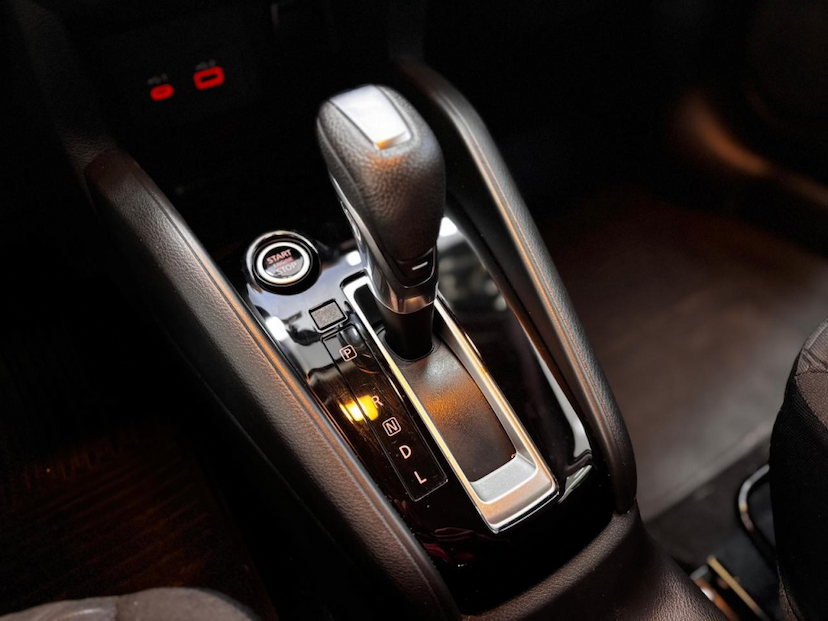 Foto do veículo NISSAN KICKS 1.6 16V FLEXSTART ADVANCE XTRONIC 2023 9.041 KM 107.777,00