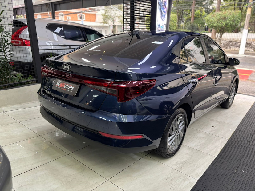 Foto do veículo HYUNDAI HB20S 1.0 12V FLEX LIMITED MANUAL 2026 5.090 KM 102.777,00