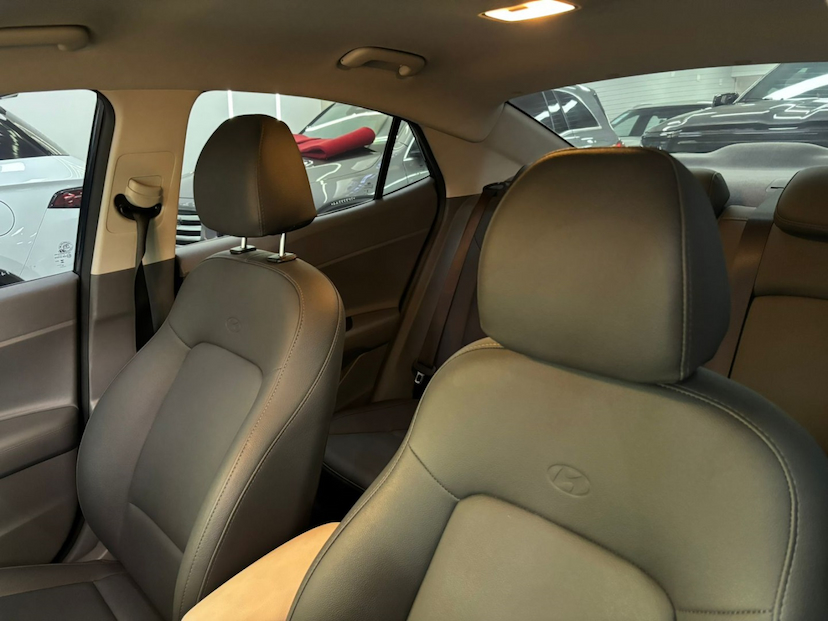 Foto do veículo HYUNDAI HB20S 1.0 12V FLEX LIMITED MANUAL 2026 5.090 KM 102.777,00
