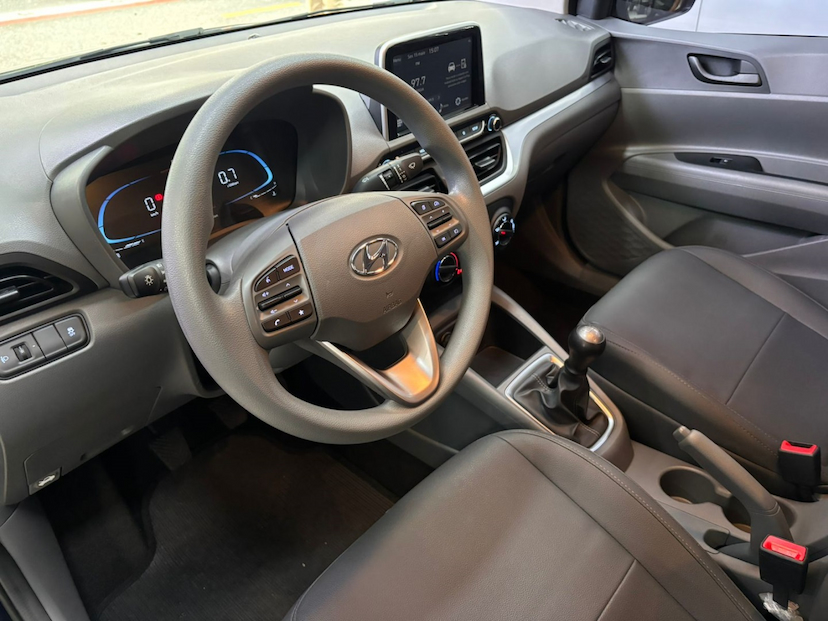 Foto do veículo HYUNDAI HB20S 1.0 12V FLEX LIMITED MANUAL 2026 5.090 KM 102.777,00