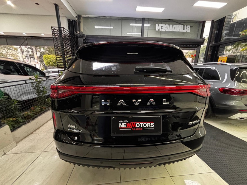 Foto do veículo GWM HAVAL H6 1.5 PHEV AWD E-TRACTION 2024 26.651 KM 287.777,00
