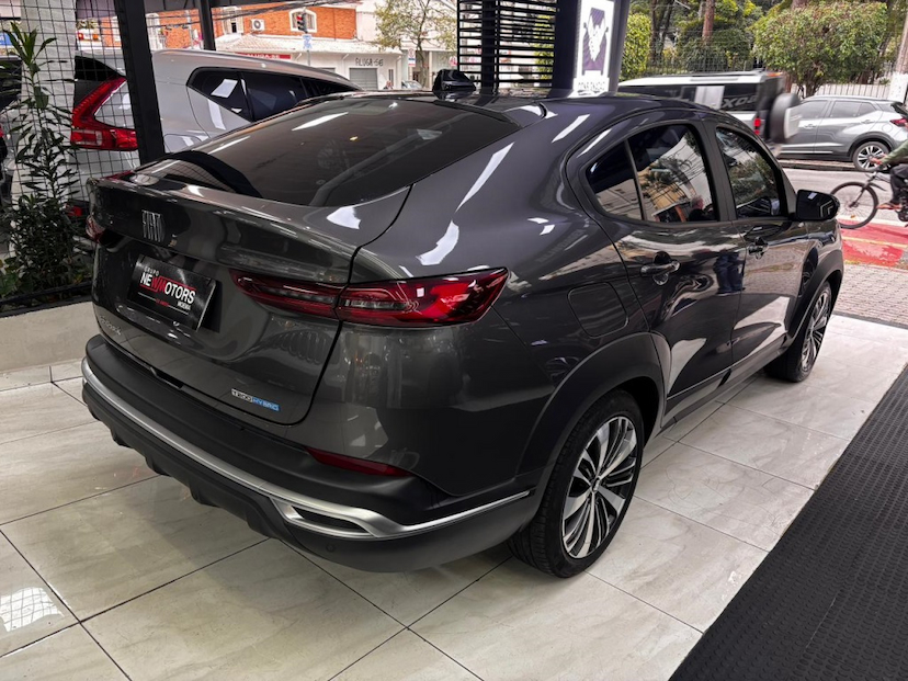 Foto do veículo FIAT FASTBACK 1.0 TURBO 200 HYBRID AUDACE CVT 2025 52.126 KM 112.777,00