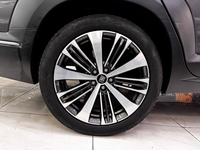 Foto do veículo FIAT FASTBACK 1.0 TURBO 200 HYBRID AUDACE CVT 2025 52.126 KM 112.777,00