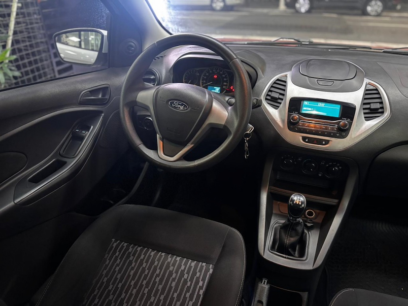 Foto do veículo FORD KA 1.0 TI-VCT FLEX SE SEDAN MANUAL 2019 125.069 KM 41.777,00