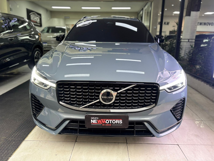 Foto do veículo VOLVO XC60 2.0 T8 RECHARGE R-DESIGN AWD GEARTRONIC 2022 53.691 KM 279.777,00
