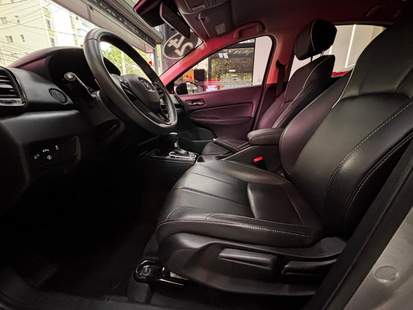 Foto do veículo HONDA CITY 1.5 I-VTEC FLEX HATCH TOURING CVT 2024 6.177 KM 113.777,00
