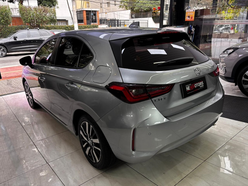 Foto do veículo HONDA CITY 1.5 I-VTEC FLEX HATCH TOURING CVT 2024 6.177 KM 113.777,00