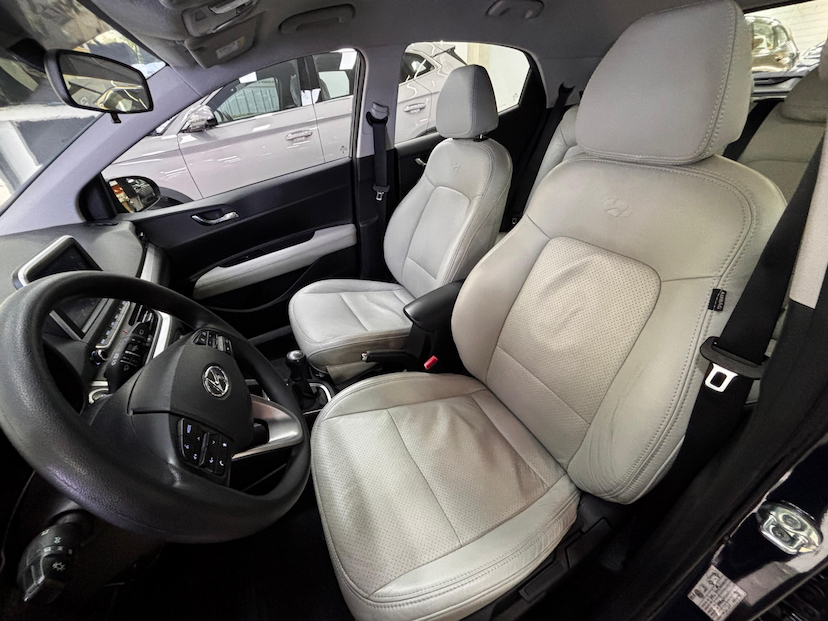 Foto do veículo HYUNDAI HB20 1.0 12V FLEX LIMITED PLUS MANUAL 2025 26.868 KM 79.777,00