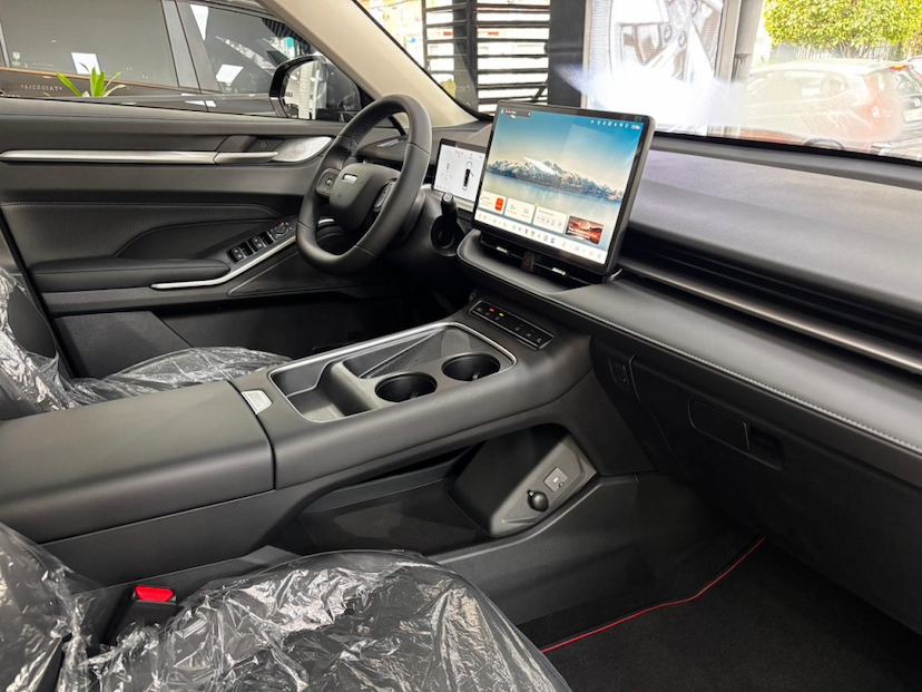 Foto do veículo GWM HAVAL H6 1.5 PHEV19 E-TRACTION 2026 0 KM 222.490,00