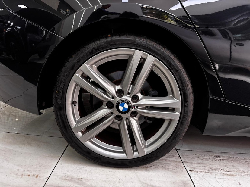 Foto do veículo BMW 125I 2.0 M SPORT 16V GASOLINA 4P AUTOMÁTICO 2014 80.887 KM 108.777,00