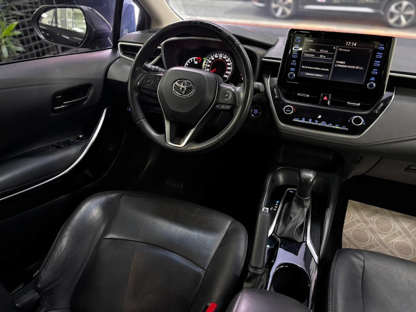 Foto do veículo TOYOTA COROLLA 2.0 VVT-IE FLEX XEI DIRECT SHIFT 2021 67.690 KM 117.777,00