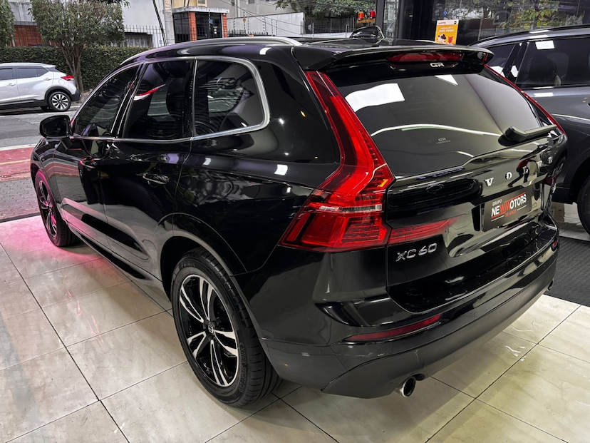 Foto do veículo VOLVO XC60 2.0 T5 GASOLINA MOMENTUM AWD GEARTRONIC 2019 86.643 KM 148.777,00