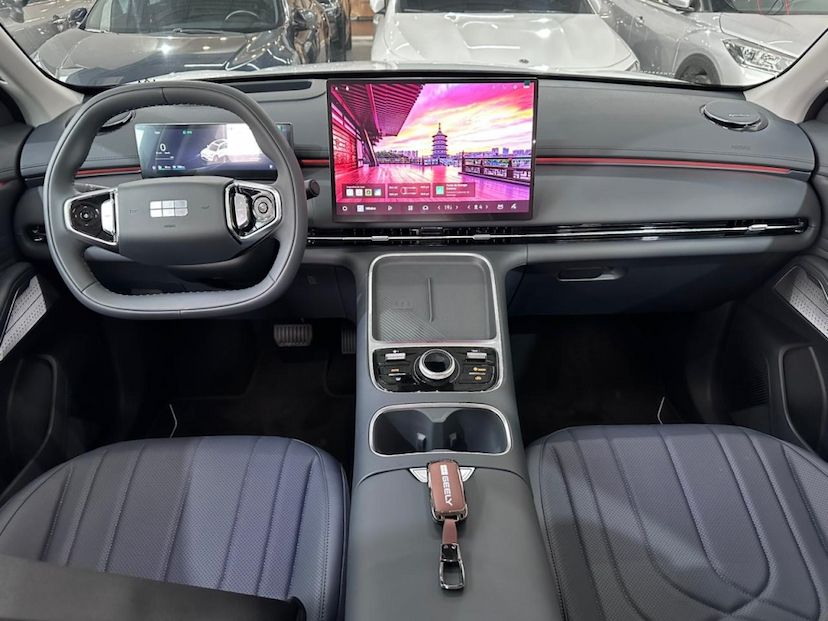 Foto do veículo GEELY EX5 60,22 KW ELÉTRICO MAX 2026 0 KM 229.900,00
