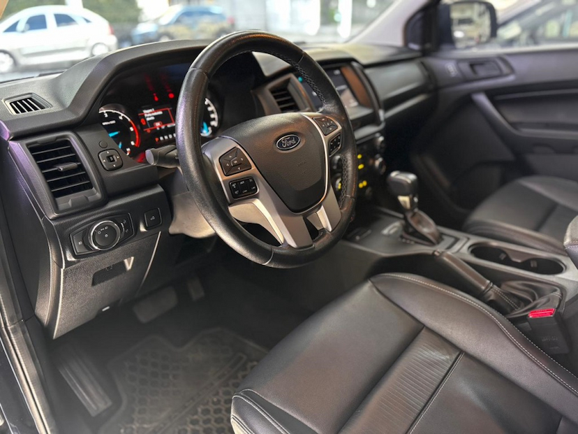 Foto do veículo FORD RANGER 2.2 XLS 4X2 CD 16V DIESEL 4P AUTOMÁTICO 2023 46.771 KM 163.777,00