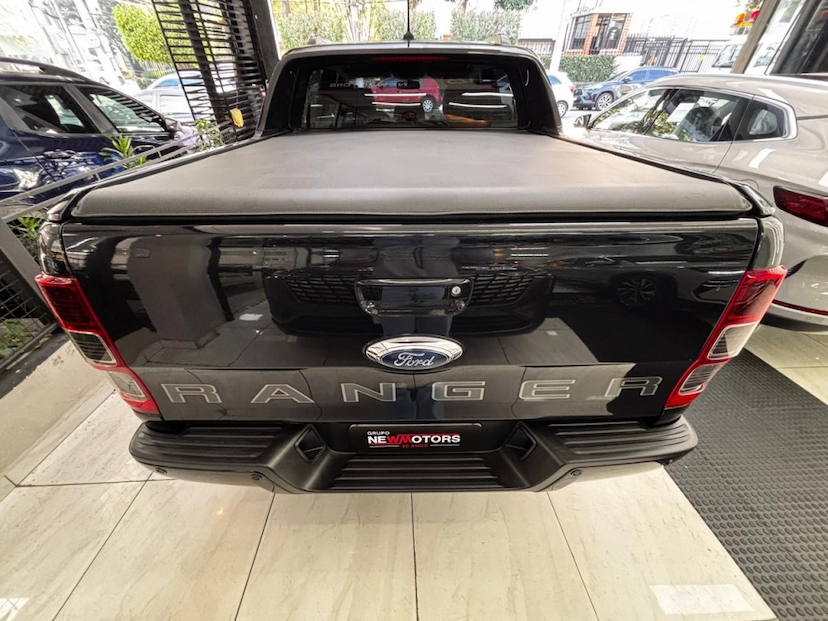 Foto do veículo FORD RANGER 2.2 XLS 4X2 CD 16V DIESEL 4P AUTOMÁTICO 2023 46.771 KM 163.777,00