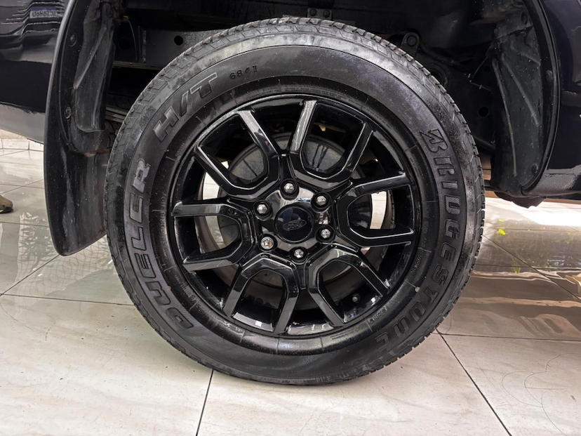 Foto do veículo FORD RANGER 2.2 XLS 4X2 CD 16V DIESEL 4P AUTOMÁTICO 2023 46.771 KM 163.777,00