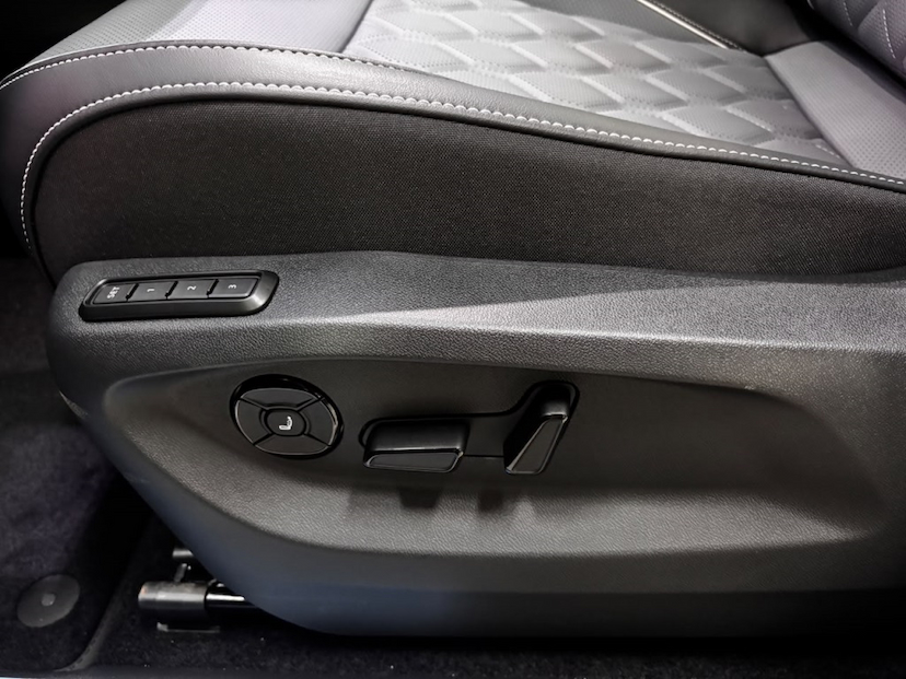 Foto do veículo VOLKSWAGEN TIGUAN 2.0 350 TSI GASOLINA R-LINE 4MOTION AUTOMÁTICO 2026 0 KM 312.900,00
