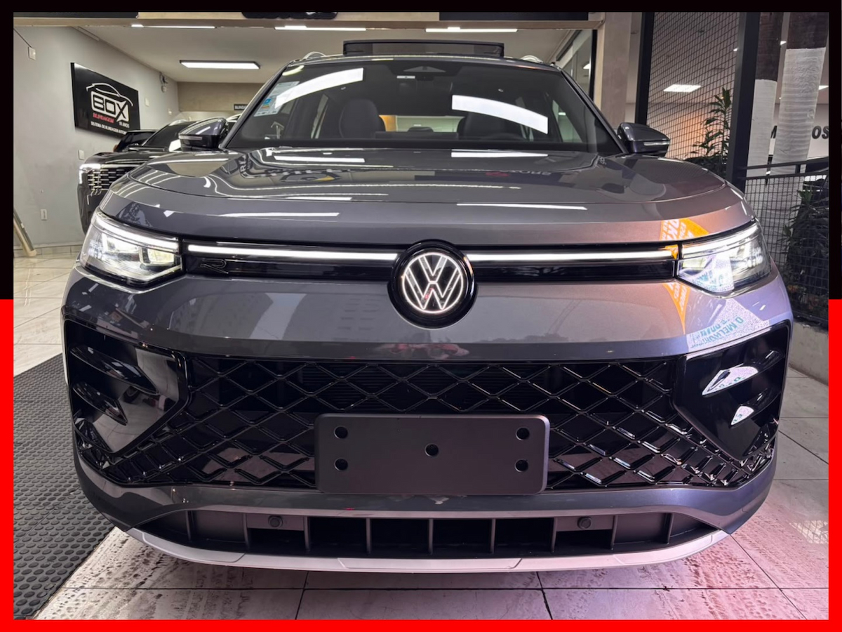 Foto do veículo VOLKSWAGEN TIGUAN 2.0 350 TSI GASOLINA R-LINE 4MOTION AUTOMÁTICO 2026/2026 0 KM R$ 312.900,00