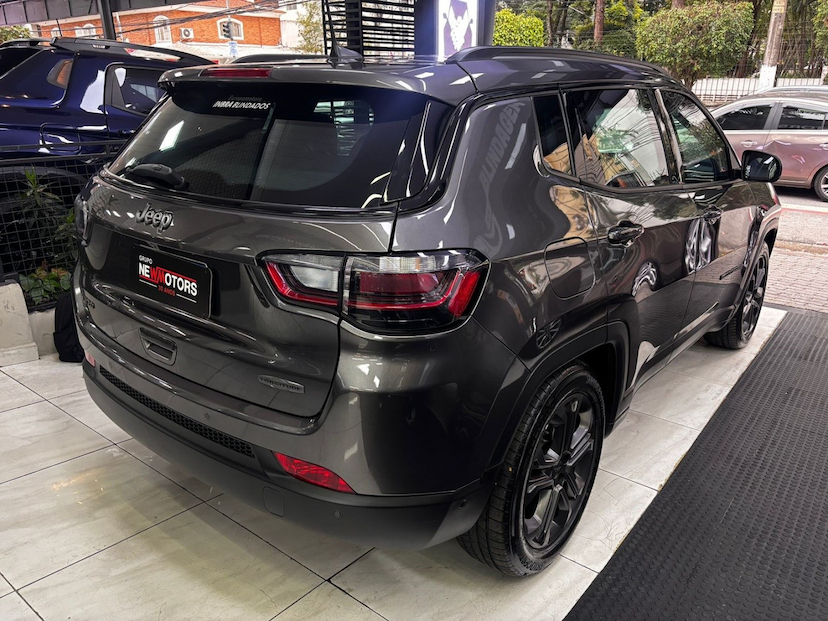 Foto do veículo JEEP COMPASS 1.3 T270 TURBO FLEX LONGITUDE AT6 2022 29.900 KM 167.777,00