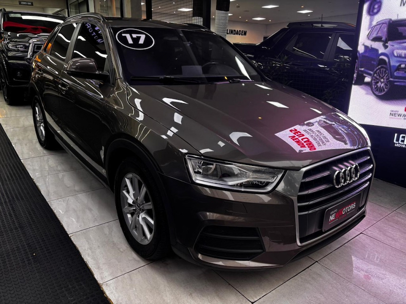 Foto do veículo AUDI Q3 1.4 TFSI AMBITION FLEX 4P S TRONIC 2017 56.462 KM 129.777,00
