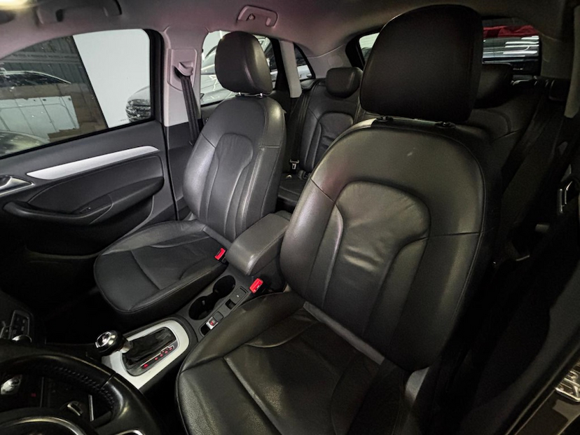 Foto do veículo AUDI Q3 1.4 TFSI AMBITION FLEX 4P S TRONIC 2017 56.462 KM 129.777,00