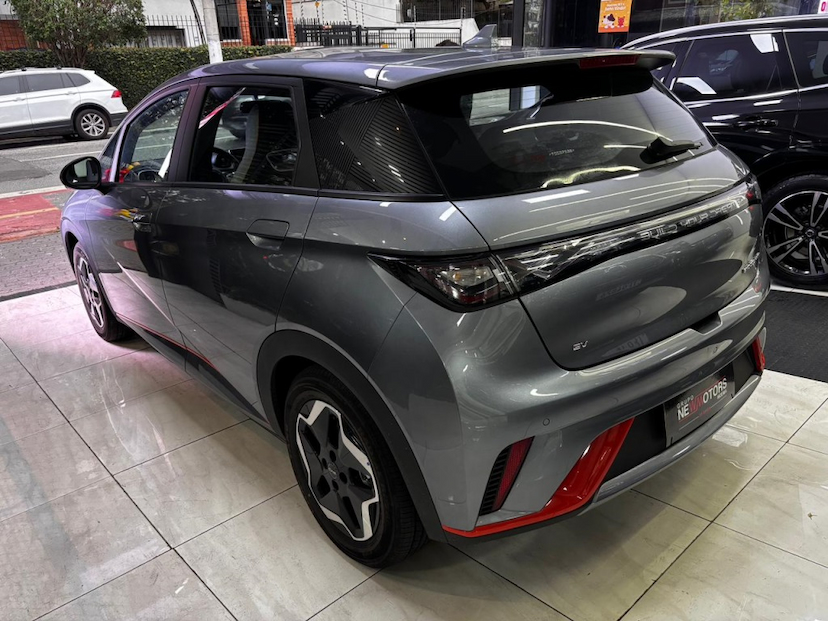 Foto do veículo BYD DOLPHIN 44,9 KW ELÉTRICO GS 2026 709 KM 142.900,00