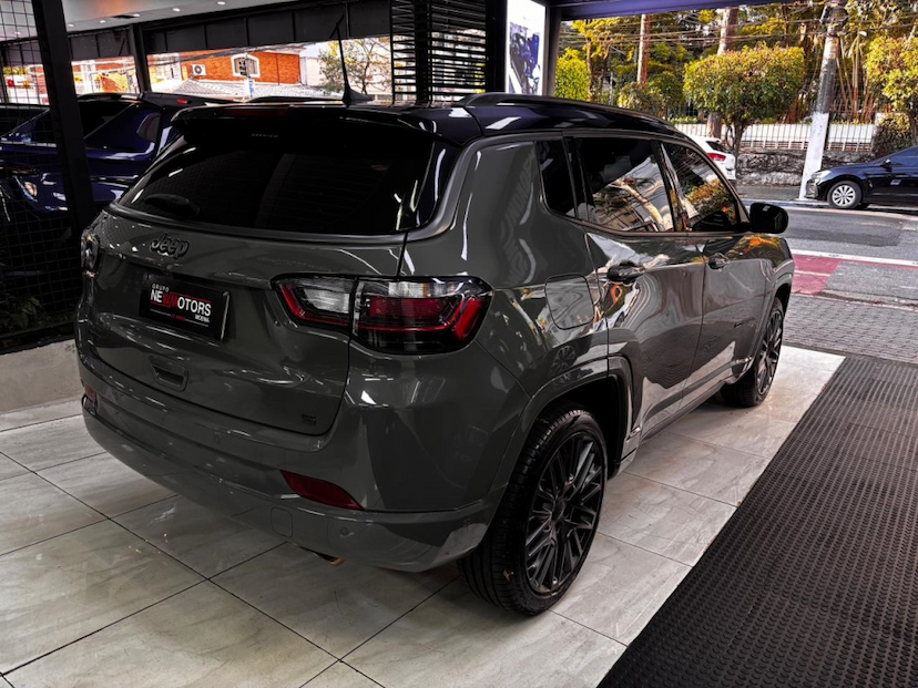 Foto do veículo JEEP COMPASS 1.3 T270 TURBO FLEX S AT6 2023 23.243 KM 154.777,00