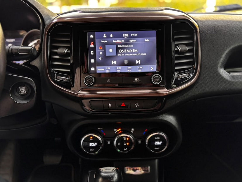 Foto do veículo FIAT TORO 2.0 16V TURBO DIESEL RANCH 4WD AT9 2021 98.555 KM 108.777,00
