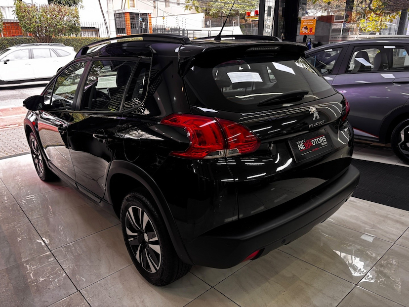 Foto do veículo PEUGEOT 2008 1.6 16V THP FLEX GRIFFE 4P AUTOMÁTICO 2022 46.964 KM 87.777,00