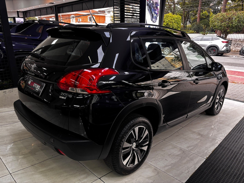 Foto do veículo PEUGEOT 2008 1.6 16V THP FLEX GRIFFE 4P AUTOMÁTICO 2022 46.964 KM 87.777,00