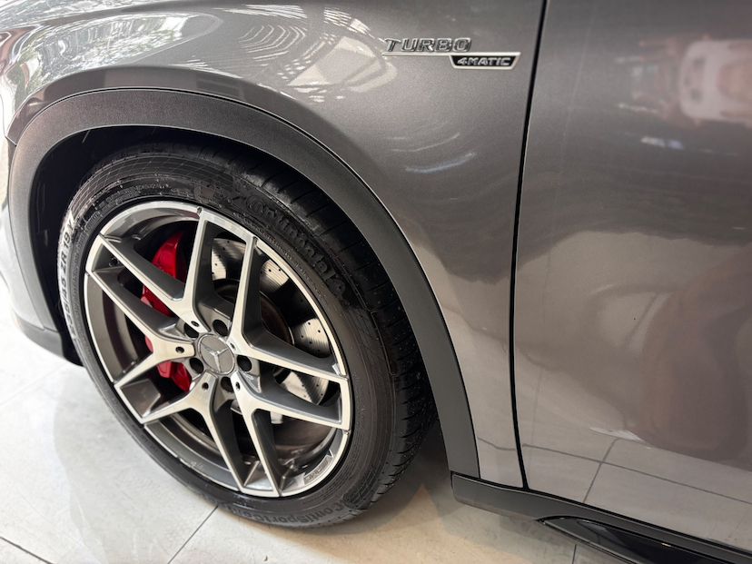 Foto do veículo MERCEDES-BENZ GLA 45 AMG 2.0 16V TURBO GASOLINA 4P AUTOMÁTICO 2017 23.800 KM 217.777,00