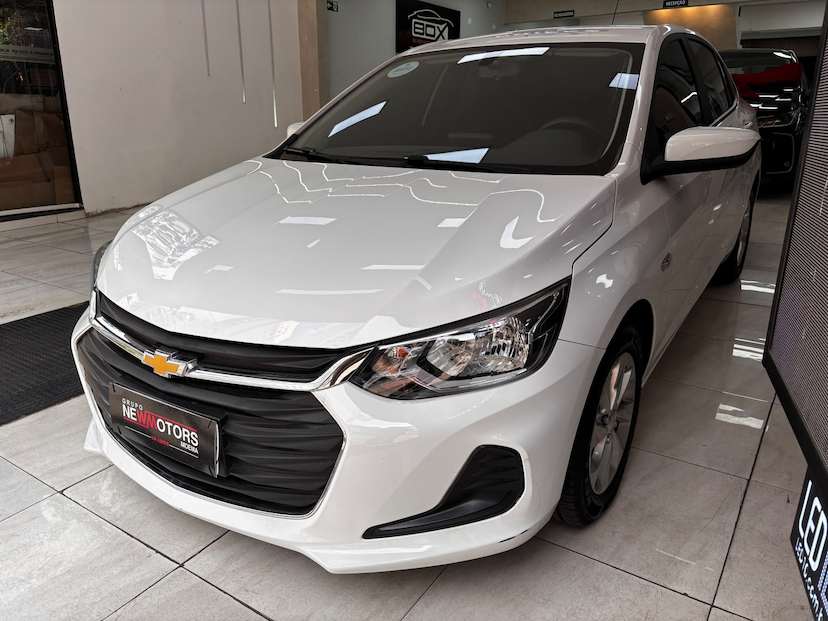 Foto do veículo CHEVROLET ONIX 1.0 TURBO FLEX PLUS LT MANUAL 2023 64.500 KM 65.777,00