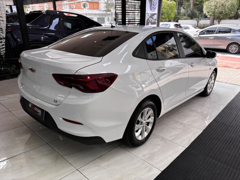 Foto do veículo CHEVROLET ONIX 1.0 TURBO FLEX PLUS LT MANUAL 2023 64.500 KM 65.777,00