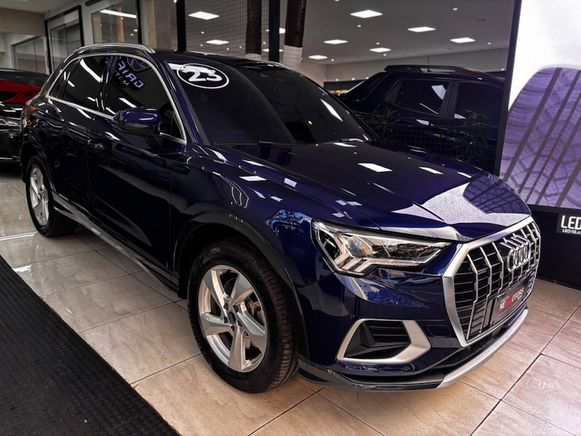 Foto do veículo AUDI Q3 2.0 40 TFSI GASOLINA PERFORMANCE QUATTRO TIPTRONIC 2023 13.438 KM 217.777,00