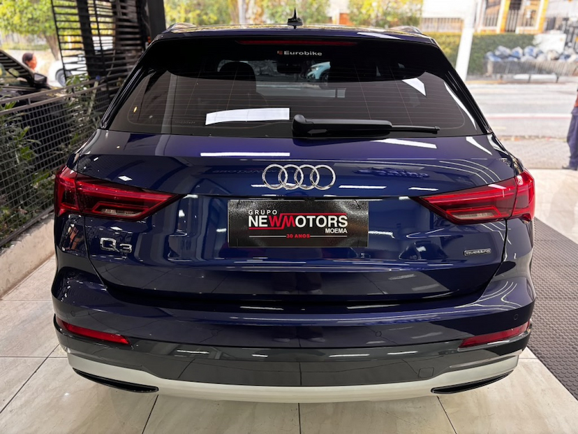 Foto do veículo AUDI Q3 2.0 40 TFSI GASOLINA PERFORMANCE QUATTRO TIPTRONIC 2023 13.438 KM 217.777,00