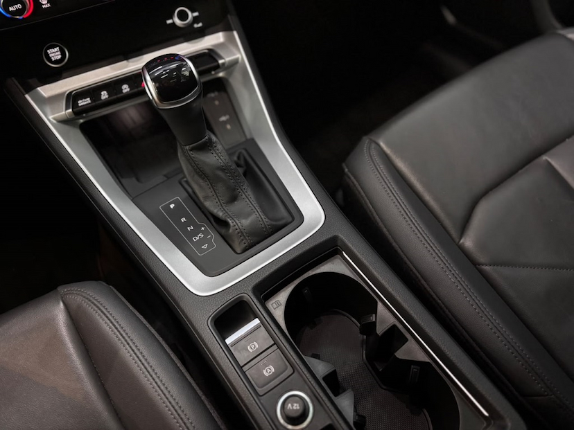 Foto do veículo AUDI Q3 2.0 40 TFSI GASOLINA PERFORMANCE QUATTRO TIPTRONIC 2023 13.438 KM 217.777,00