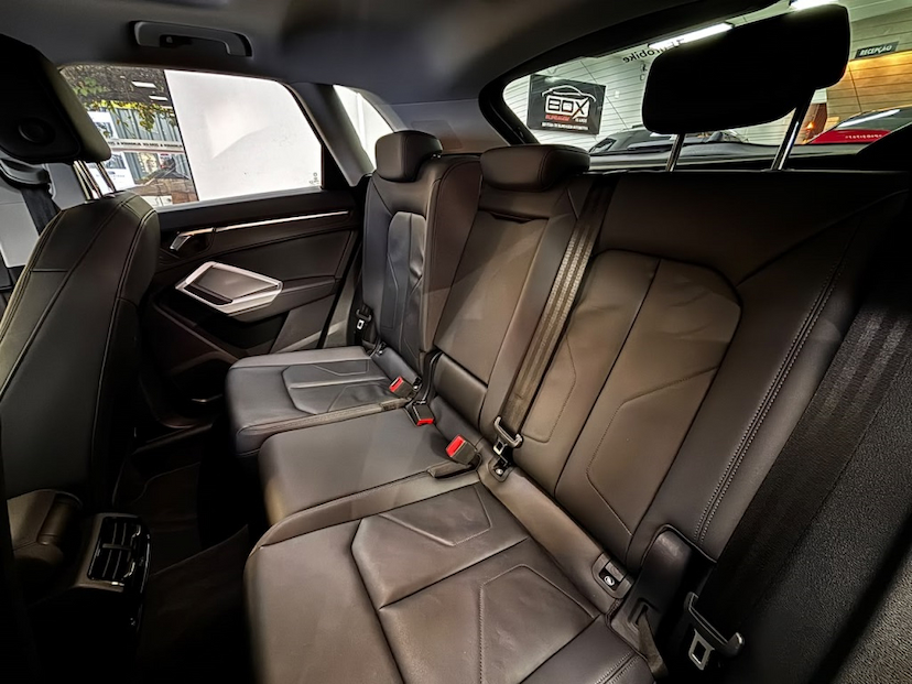 Foto do veículo AUDI Q3 2.0 40 TFSI GASOLINA PERFORMANCE QUATTRO TIPTRONIC 2023 13.438 KM 217.777,00