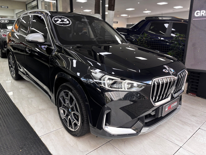 Foto do veículo BMW X1 2.0 16V TURBO GASOLINA SDRIVE20I X-LINE STEPTRONIC 2023 18.067 KM 356.777,00