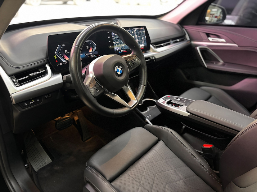 Foto do veículo BMW X1 2.0 16V TURBO GASOLINA SDRIVE20I X-LINE STEPTRONIC 2023 18.067 KM 356.777,00