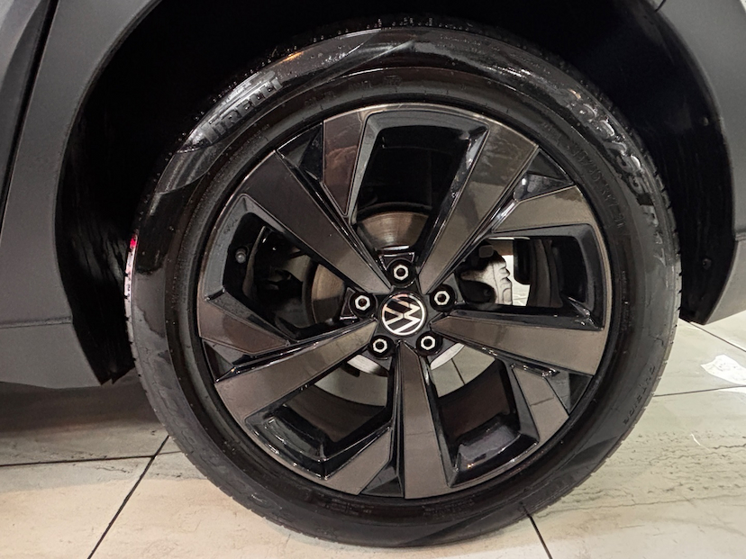 Foto do veículo VOLKSWAGEN NIVUS 1.0 200 TSI TOTAL FLEX HIGHLINE AUTOMÁTICO 2022 55.240 KM 110.777,00
