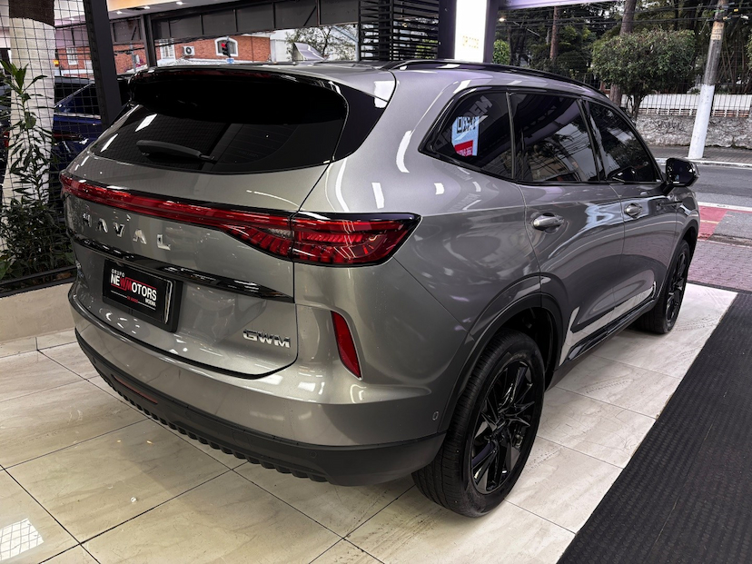 Foto do veículo GWM HAVAL H6 1.5 HEV PREMIUM E-TRACTION 2024 45.553 KM 178.777,00