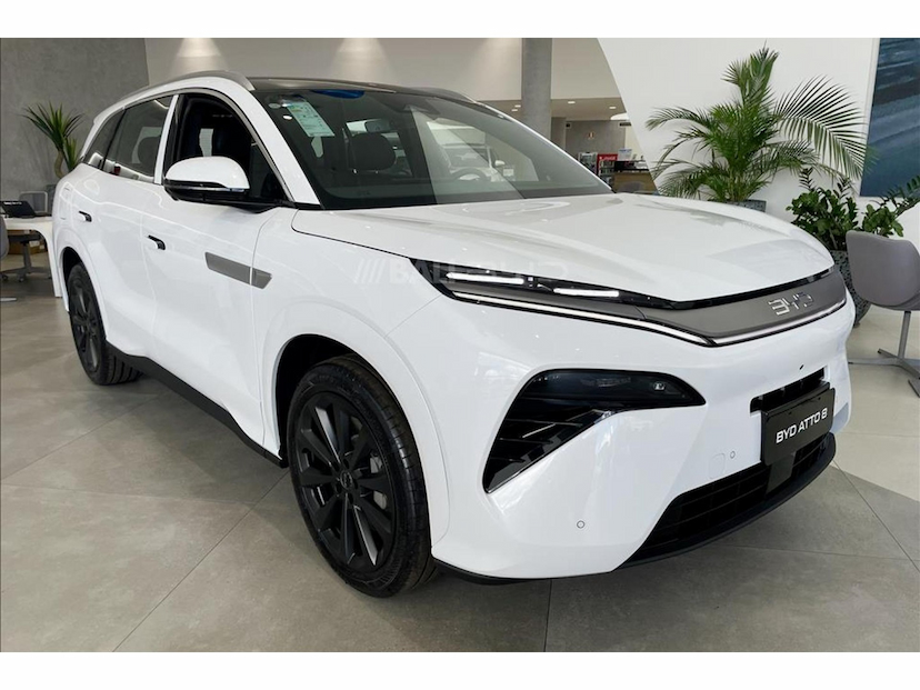 Foto do veículo BYD ATTO 8 1.5 TURBO PHEV AWD AUTOMÁTICO 2027 0 KM 371.800,00